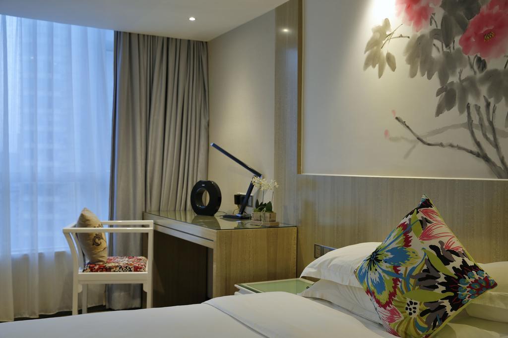 Paco Hotel Beijing Road Pedestrian Street Tuanyida Metro Guangzhou Exteriör bild
