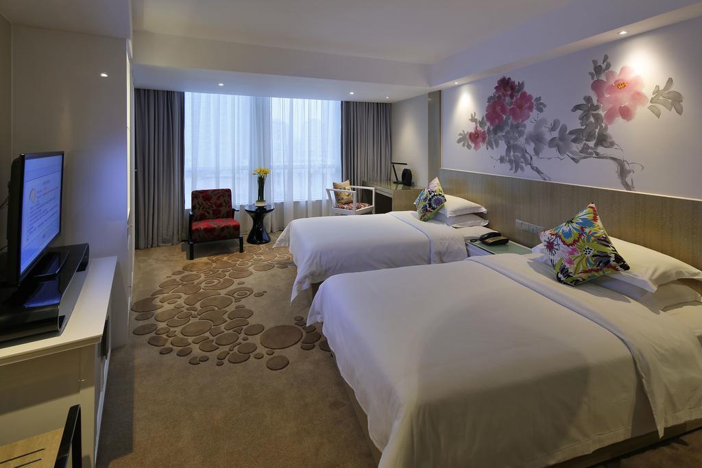 Paco Hotel Beijing Road Pedestrian Street Tuanyida Metro Guangzhou Exteriör bild