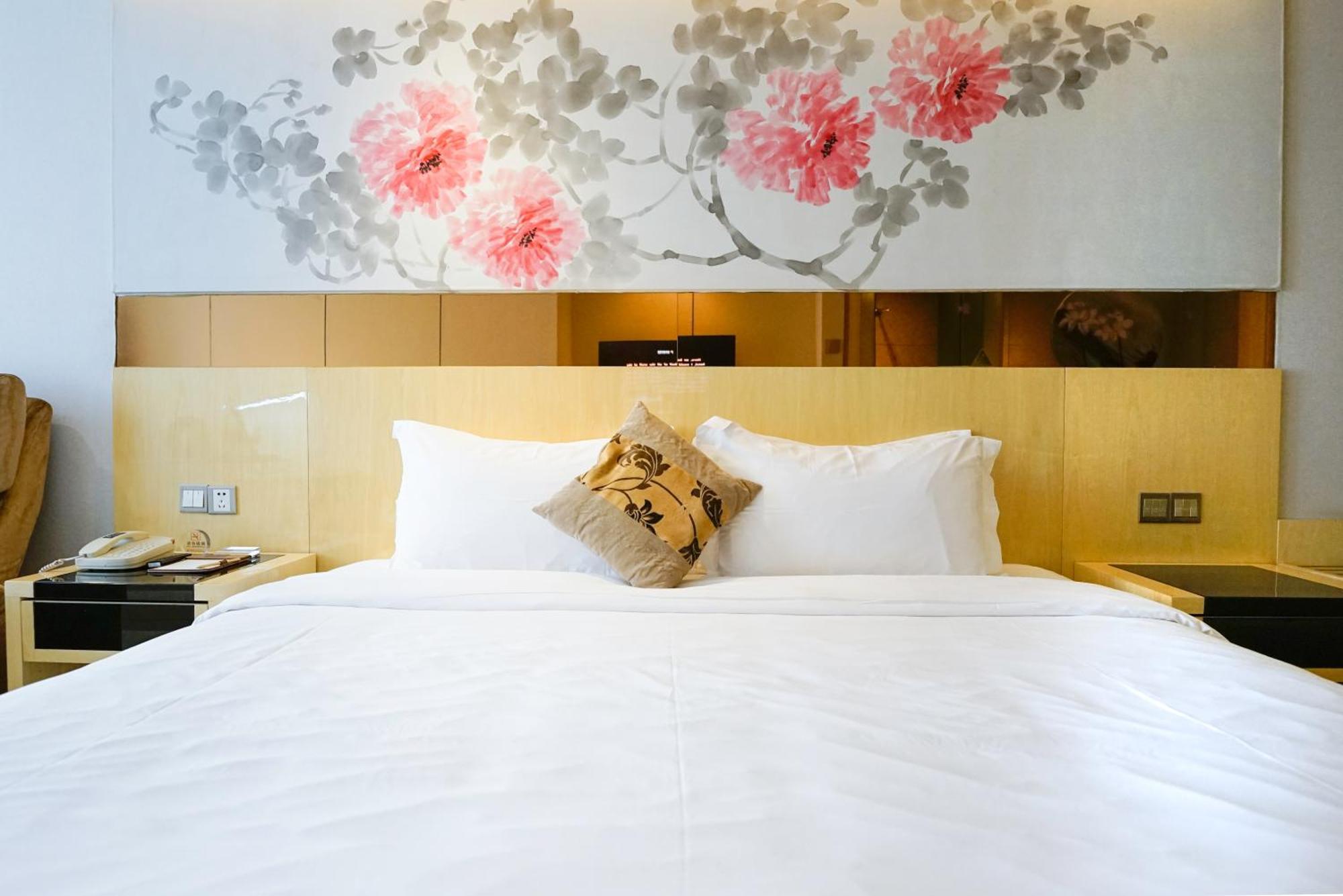 Paco Hotel Beijing Road Pedestrian Street Tuanyida Metro Guangzhou Exteriör bild